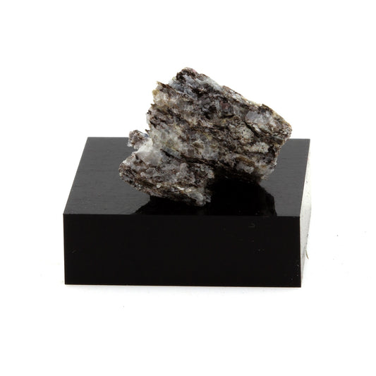 Kyanite. 20.0 carats.North Bay, Ontario, Canada