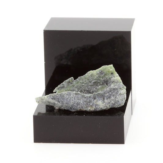 Carlosturanite. 11.7 carats. Piedmont, Italie