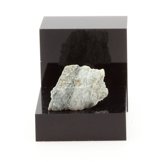 Devillite. 15.6 carats. Lennoxville, Québec, Canada