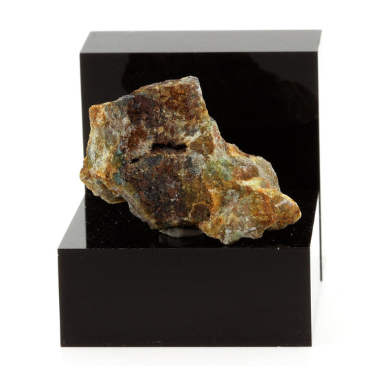 Baryte. 174.1 carats. Chessy-les-Mines, Rhône, France