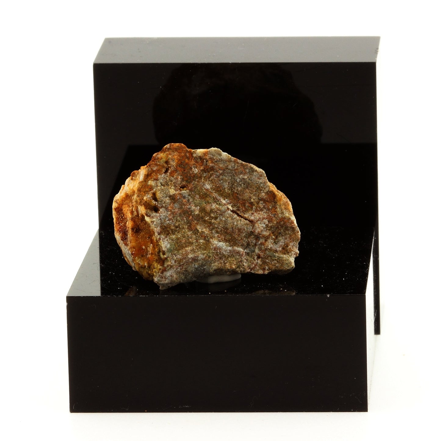 Baryte. 71.2 carats. Chessy-les-Mines, Rhône, France