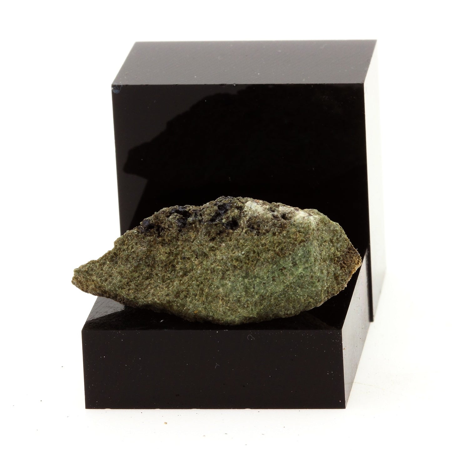 Campylite. 110.9 carats, Gouverneur, New York, USA