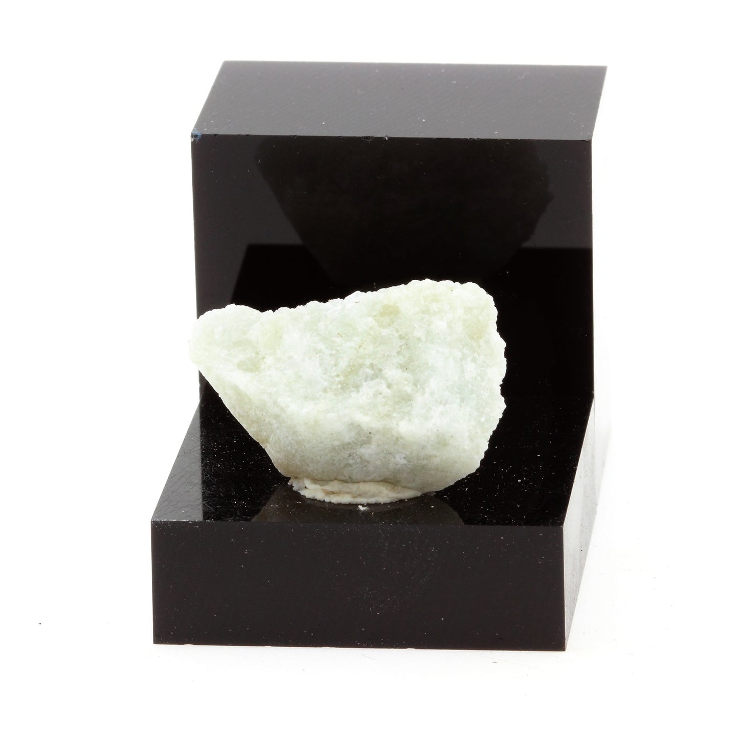 Aventurine. 19.2 carats. Gouverneur, New York, USA