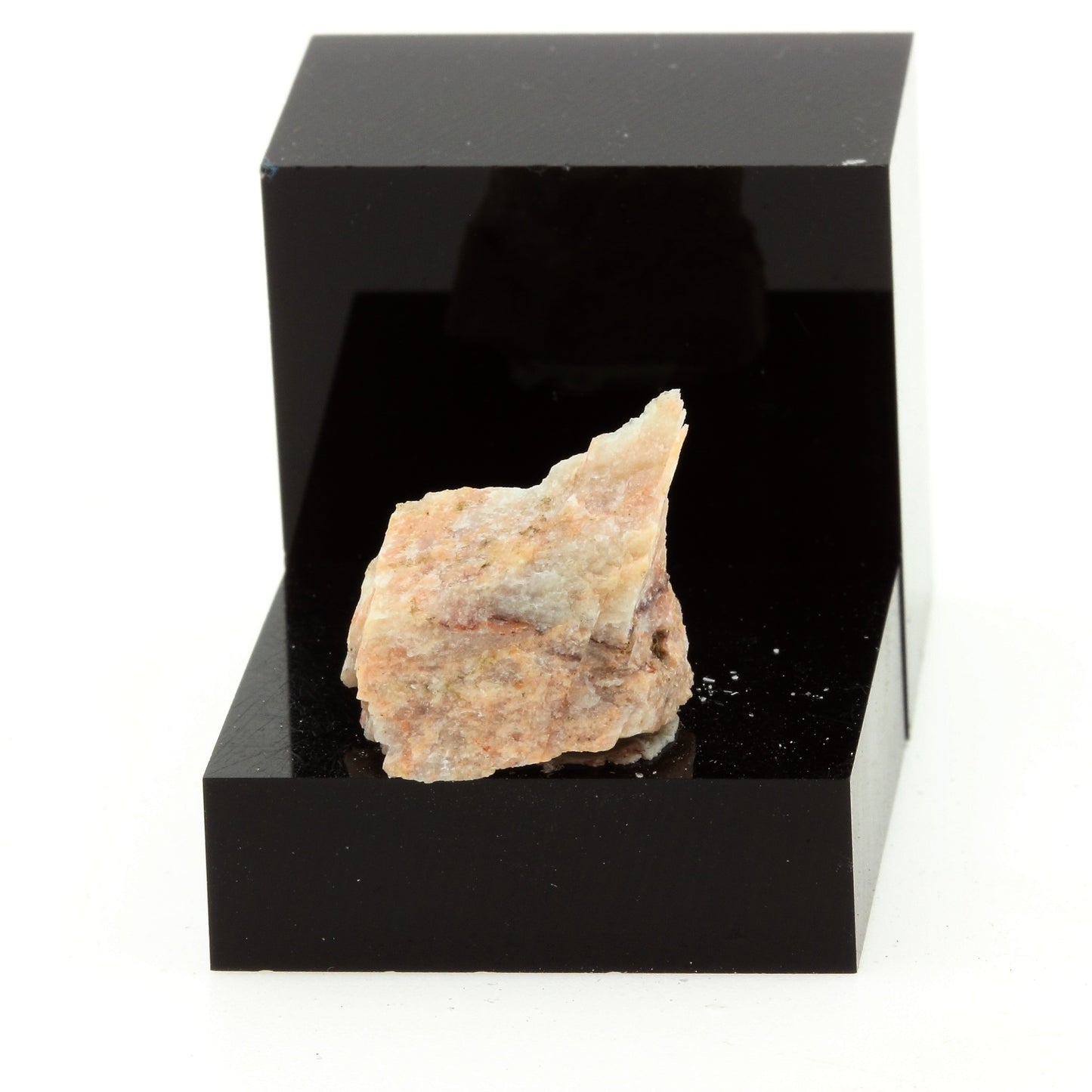 Calamite. 15.5 carats. Arizona, USA