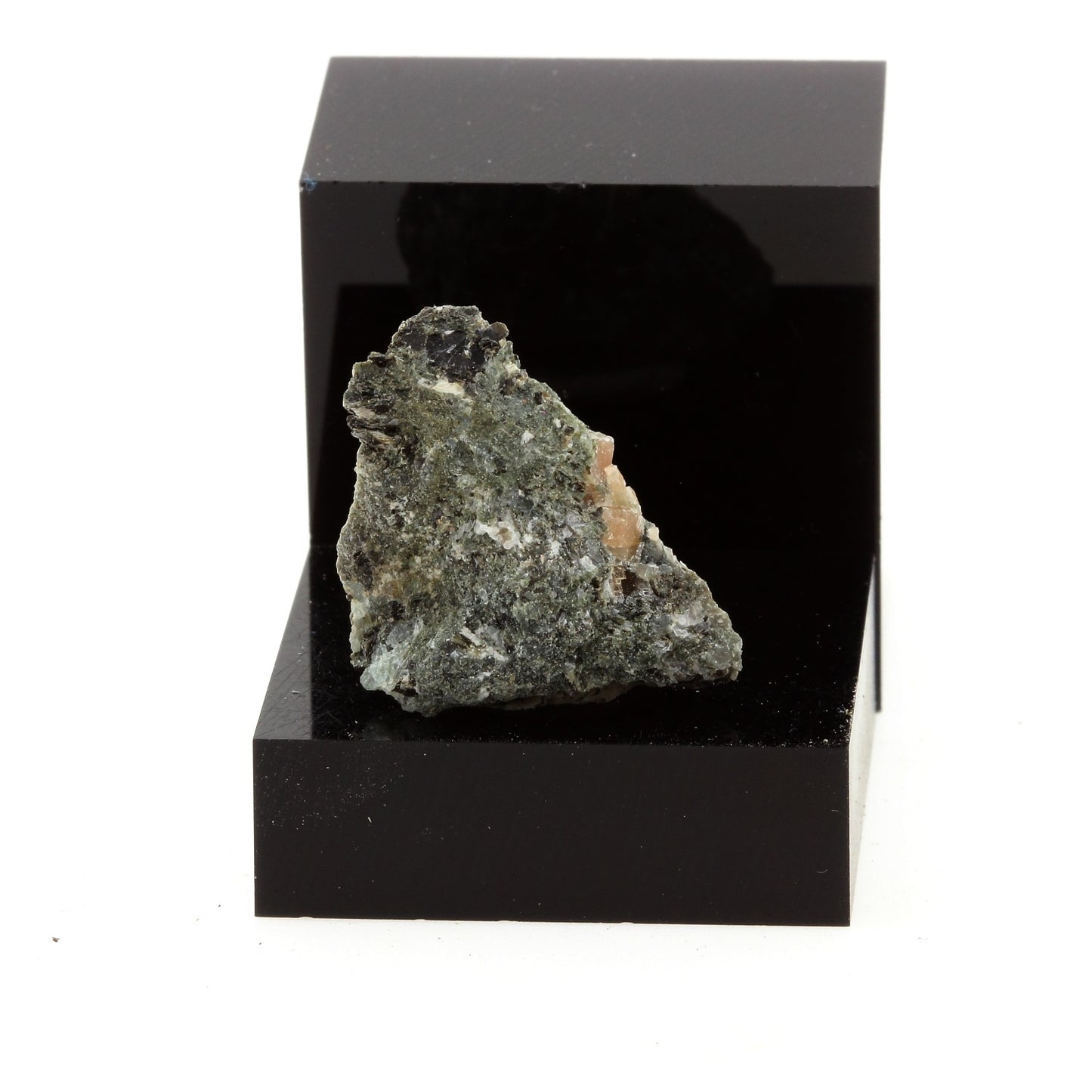 Chloromelanite. 22.0 carats. Lanark, Ontario, Canada