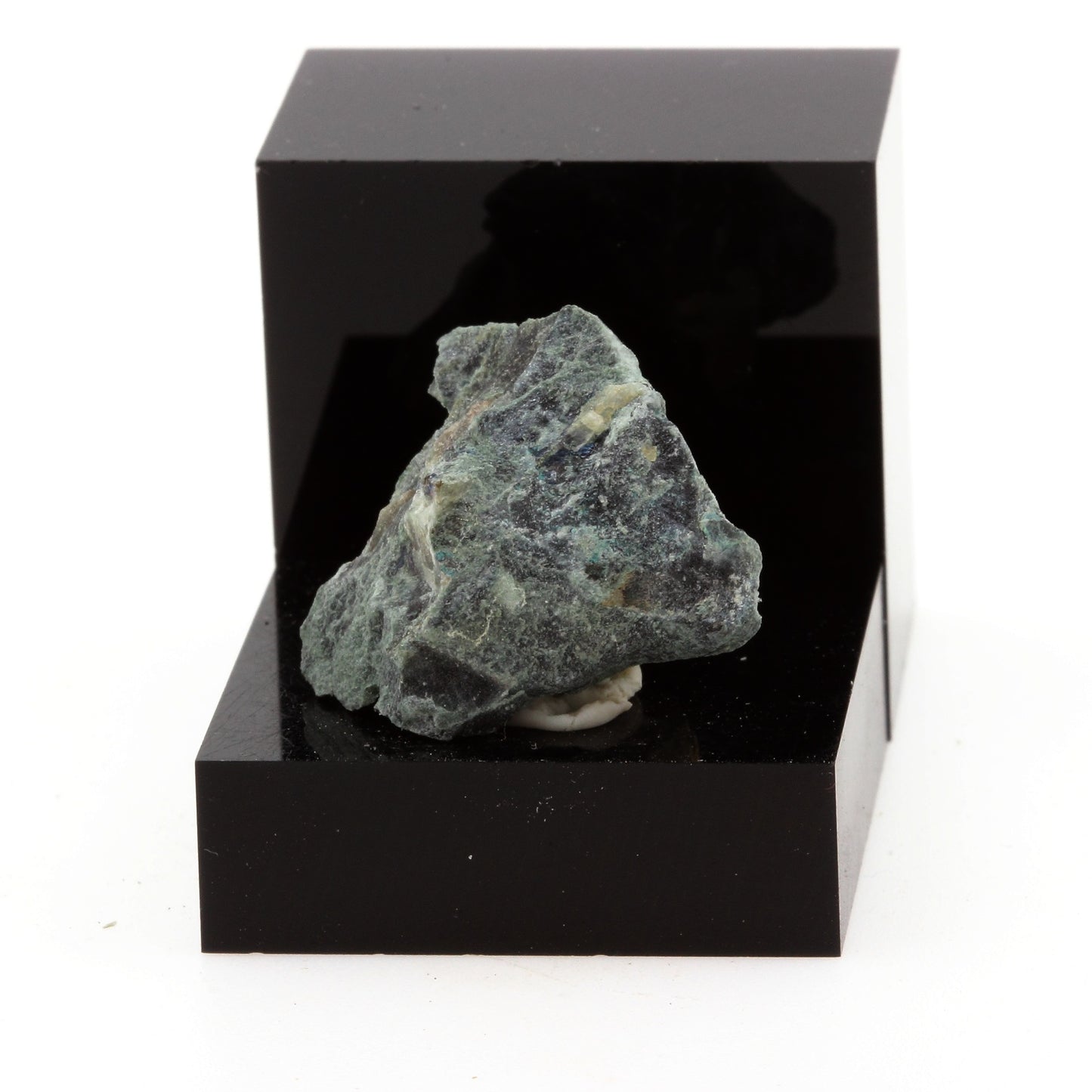 Bornite + Siderite. 26.6 carats. Thetford Mines, Québec, Canada
