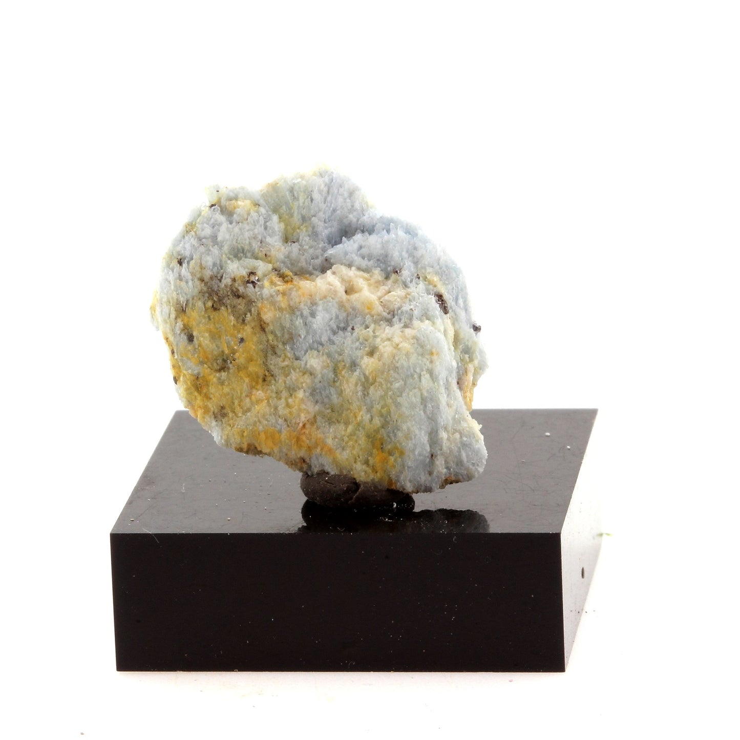 Calc–silicate, 25.2 carats, Grenville, Québec, Canada