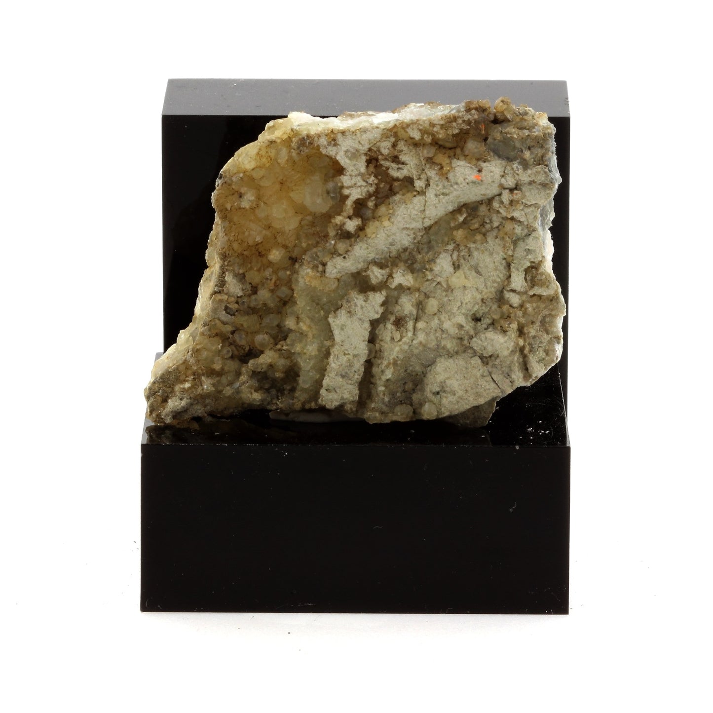 Calcite. 176.3 carats. Villefranche-sur-Saône, Rhône, France
