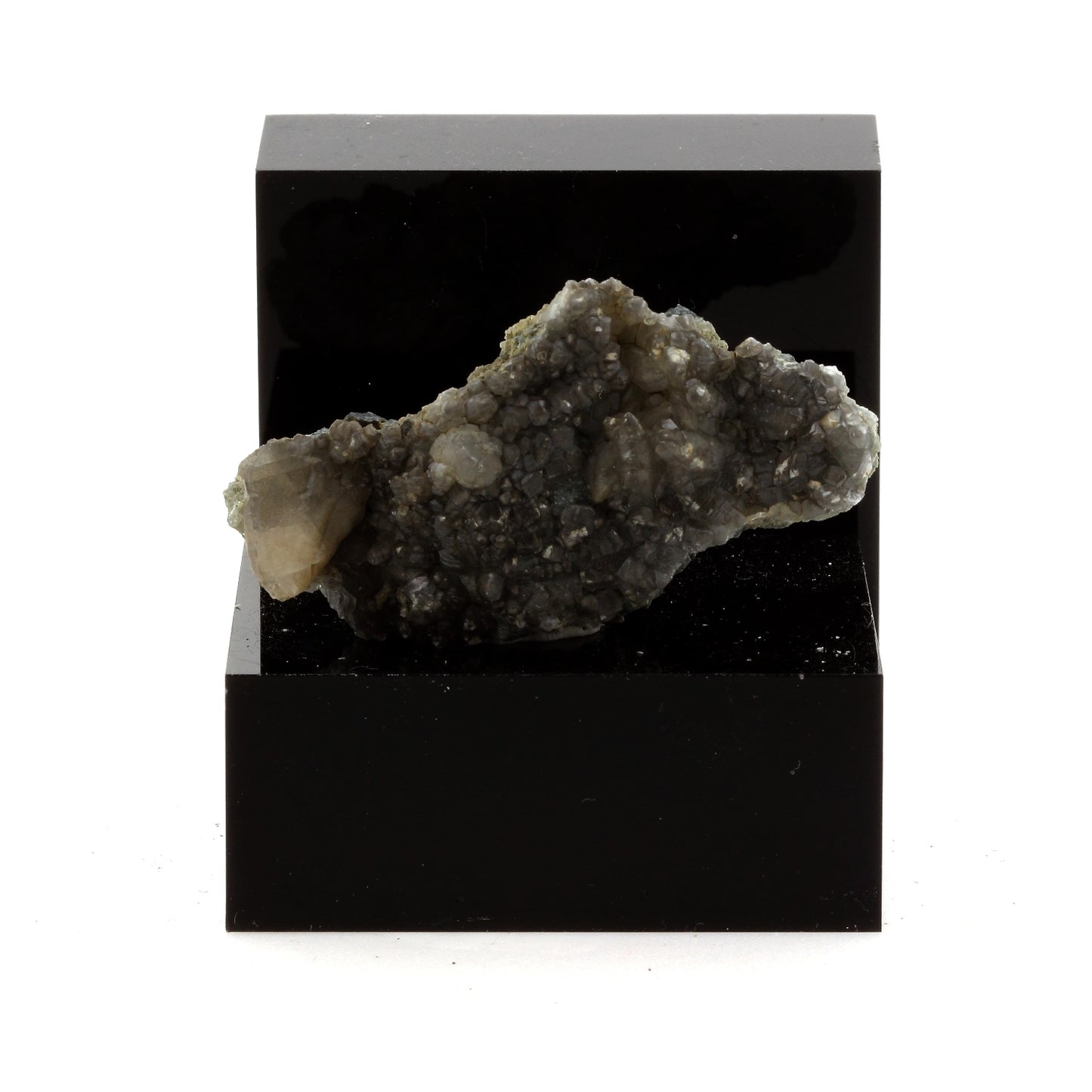 Calcite. 120.5 carats. Villefranche-sur-Saône, Rhône, France