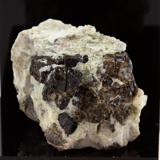 Dravite. 114.4 carats. Gypsum Quarry, Arignac, Ariège, France