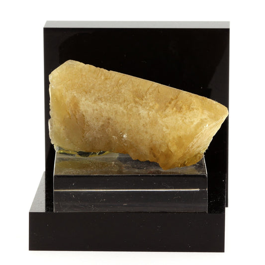 Baryte. 342.4 carats. Saint-Georges-les-Bains, Ardèche, France