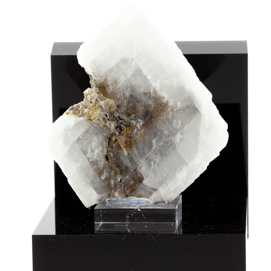 Baryte. 681.1 carats. Baryte occurrence, La Mure, Isère, France