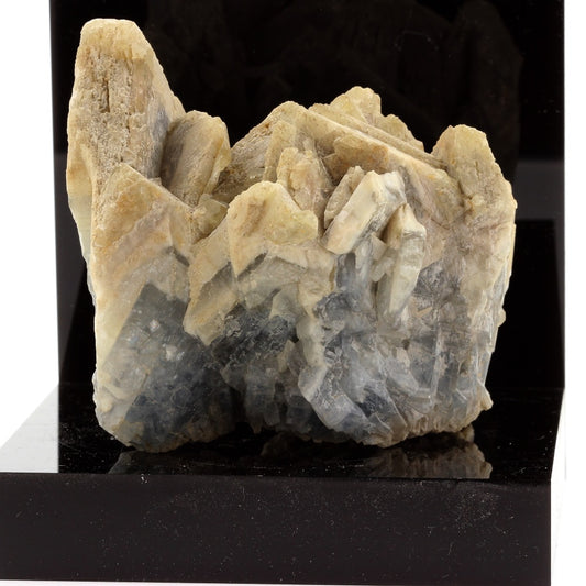 Baryte. 3880.4 carats. Saint-Georges-les-Bains, Ardèche, France