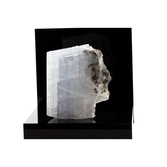 Baryte. 1670.2 carats. Baryte occurrence, La Mure, Isère, France