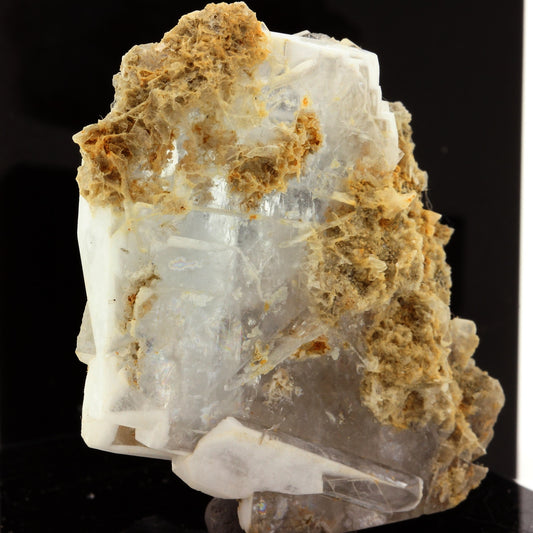 Baryte. 231.3 carats. Baryte occurrence, La Mure, Isère, France