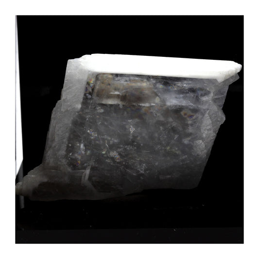 Baryte. 437.6 carats. Baryte occurrence, La Mure, Isère, France