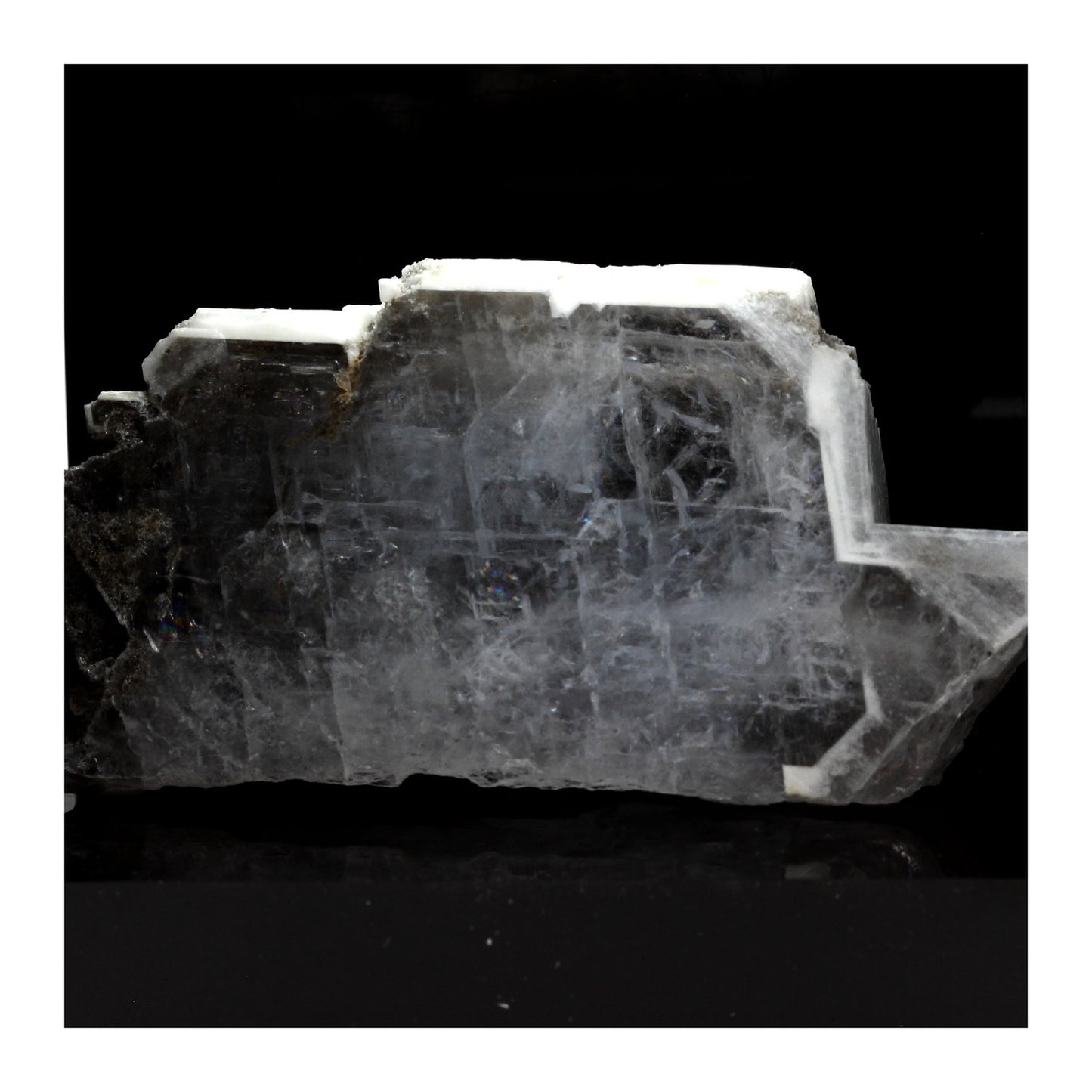 Baryte. 688.9 carats. Baryte occurrence, La Mure, Isère, France