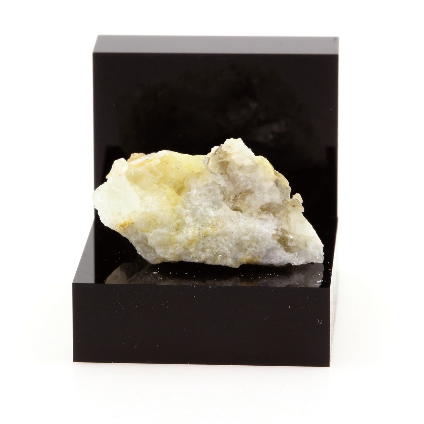 Muscovite + Fluorite. 24.92 carats. Shengus, Skardu District, Pakistan