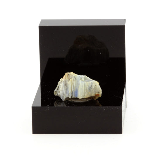 Cyanite Disthène. 8.69 carats. Pizzo Forno, Ticino, Suisse