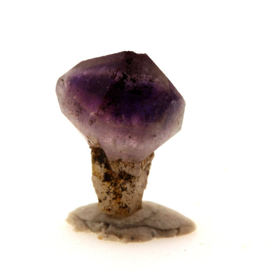 Quartz Améthyste Septre, 2.51 carats, Ambohimasina, Betafo District, Madagascar