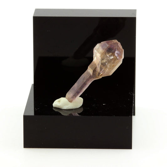 Quartz Améthyste Sceptre, 5.16 carats, Ambohimasina, Betafo District, Madagascar