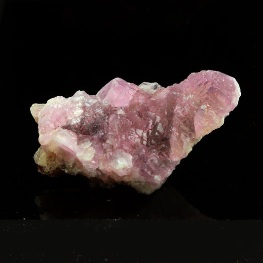 Cobaltoan Calcite. 26.21 carats. Agoudal Mines, Bou Azzer District, Maroc