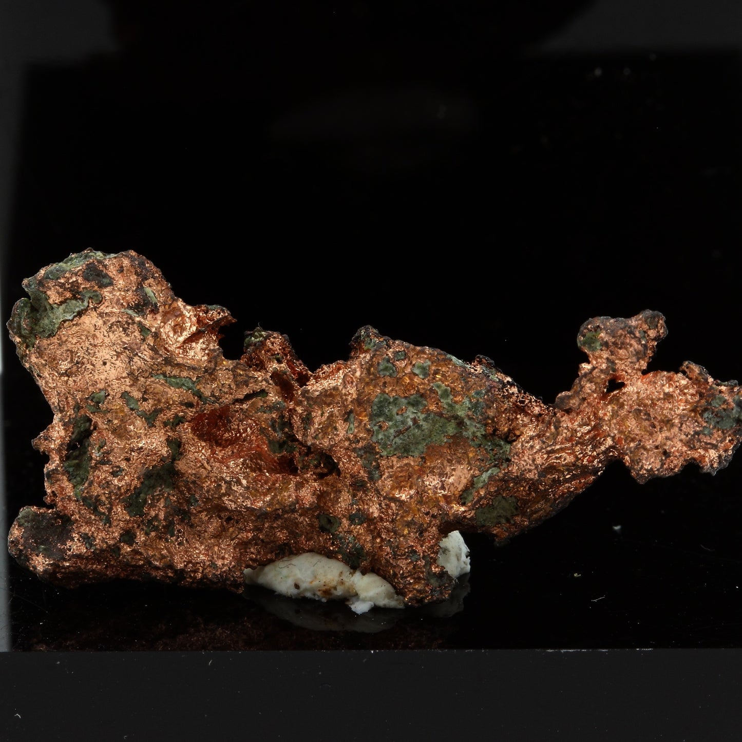 Cuivre natif. 29.80 carats. Keweenaw Co., Michigan, USA