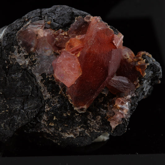 Rhodochrosite. 82.61 carats. Potosí Mine, Francisco Portillo, Chihuahua, Mexique