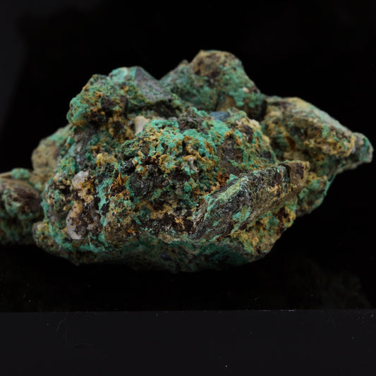 Bournonite. 96.08 carats. La Mure, Isère, France