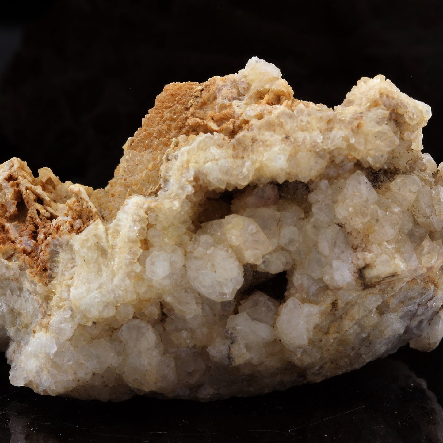 Baryte et Quartz. 645.2 carats. Cornas, Saint-Péray, Ardèche, France