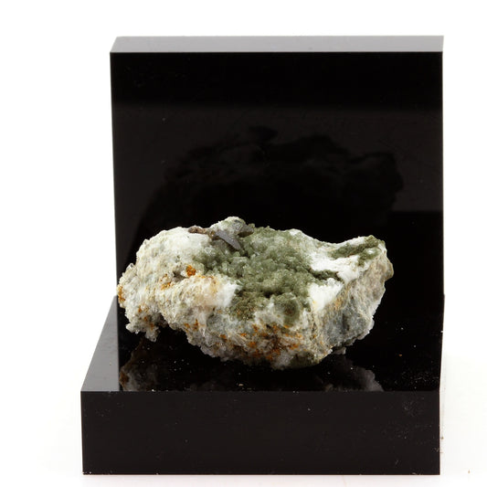 Anatase. 52.84 carats. Clavans, Bourg d'Oisans, France