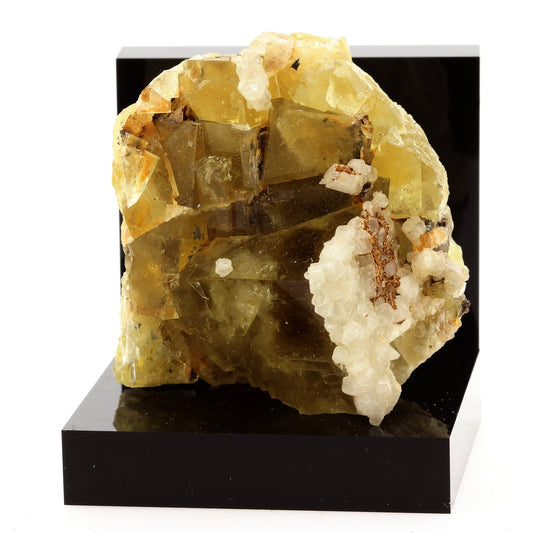 Fluorite, Calcite. 728.6 carats. Peyrebrune, Réalmont, Tarn, France
