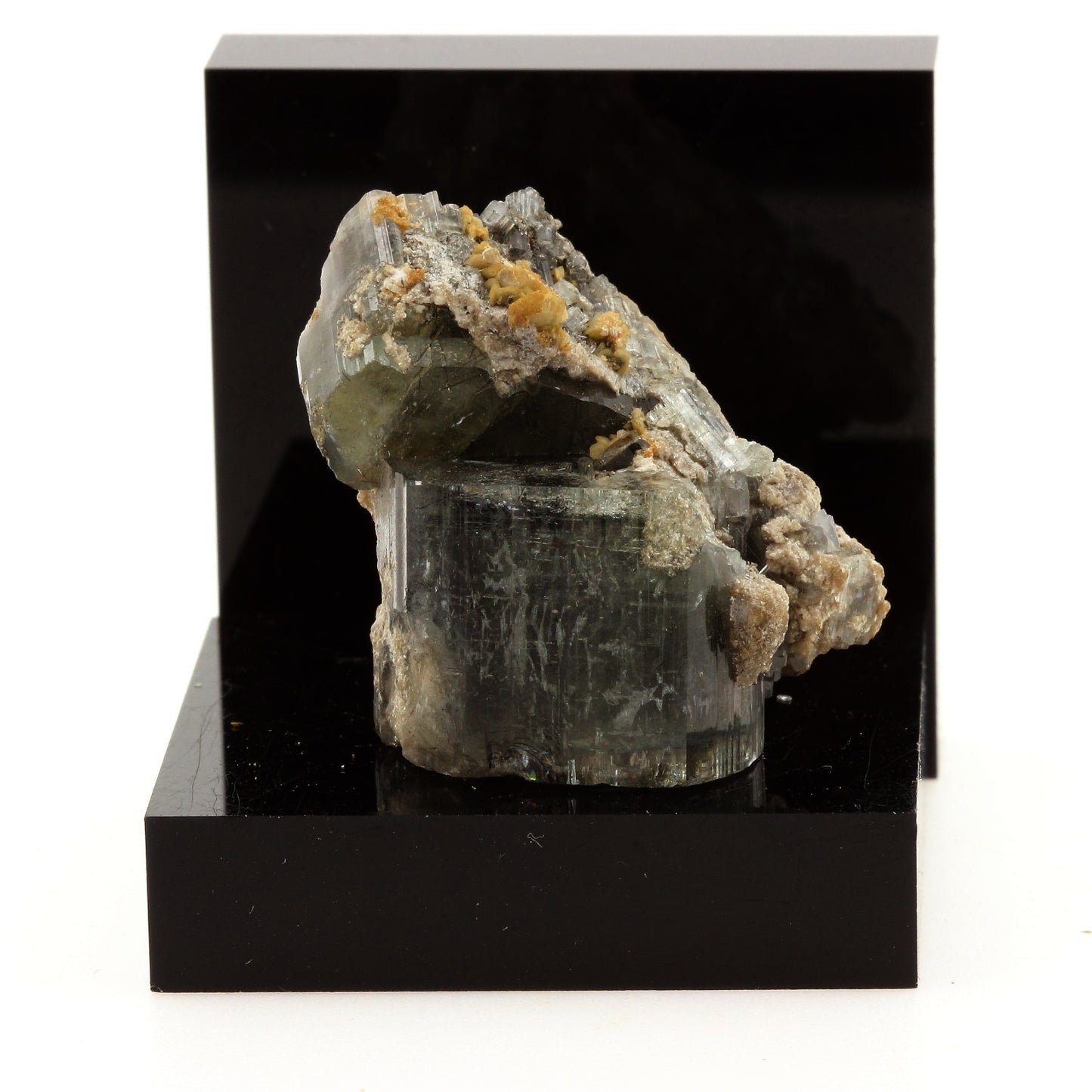 Fluorapatite. 118.3 carats. Panasqueira Mines, Covilhã, Portugal