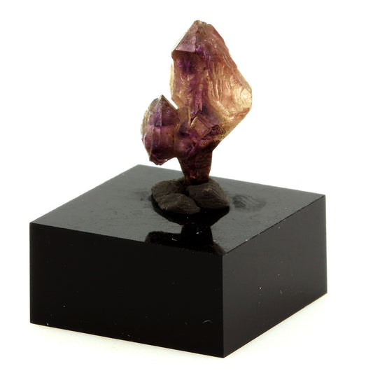 Quartz Améthyste Sceptre, 5.79 carats, Ambohimasina, Betafo District, Madagascar