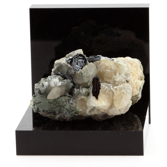 Quartz Chlorite + Hematite. 271.6 carats, Les Deux Alpes, Oisans, France