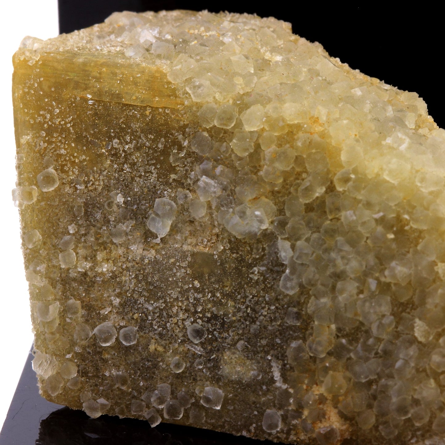 Siderite, Quartz, Calcite. 189.8 carats. Mésage Mine, Vizille, France
