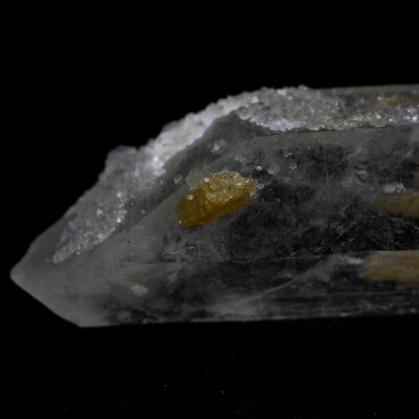 Quartz, Calcite, Siderite. 32.09 carats. Mésage Mine, Vizille, France