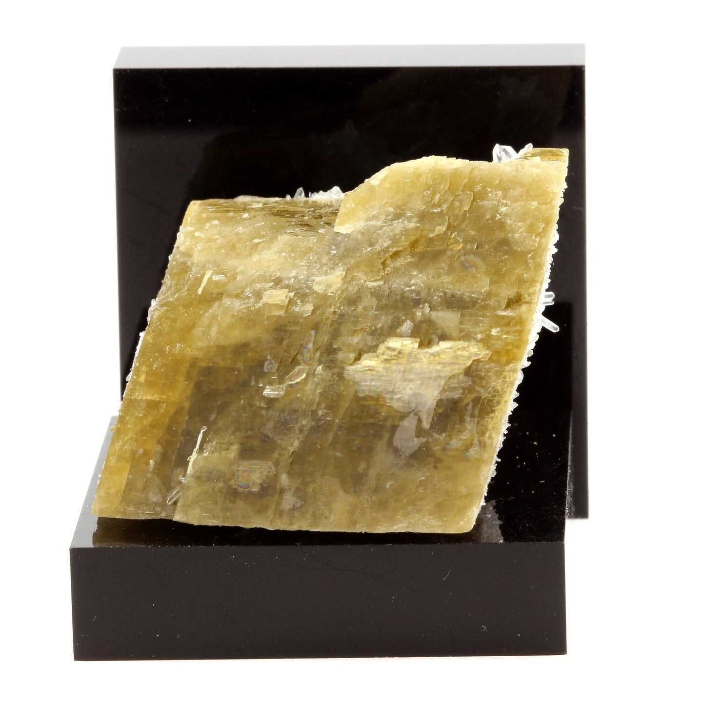 Siderite, Quartz, Calcite. 247.5 carats. Mésage Mine, Vizille, France