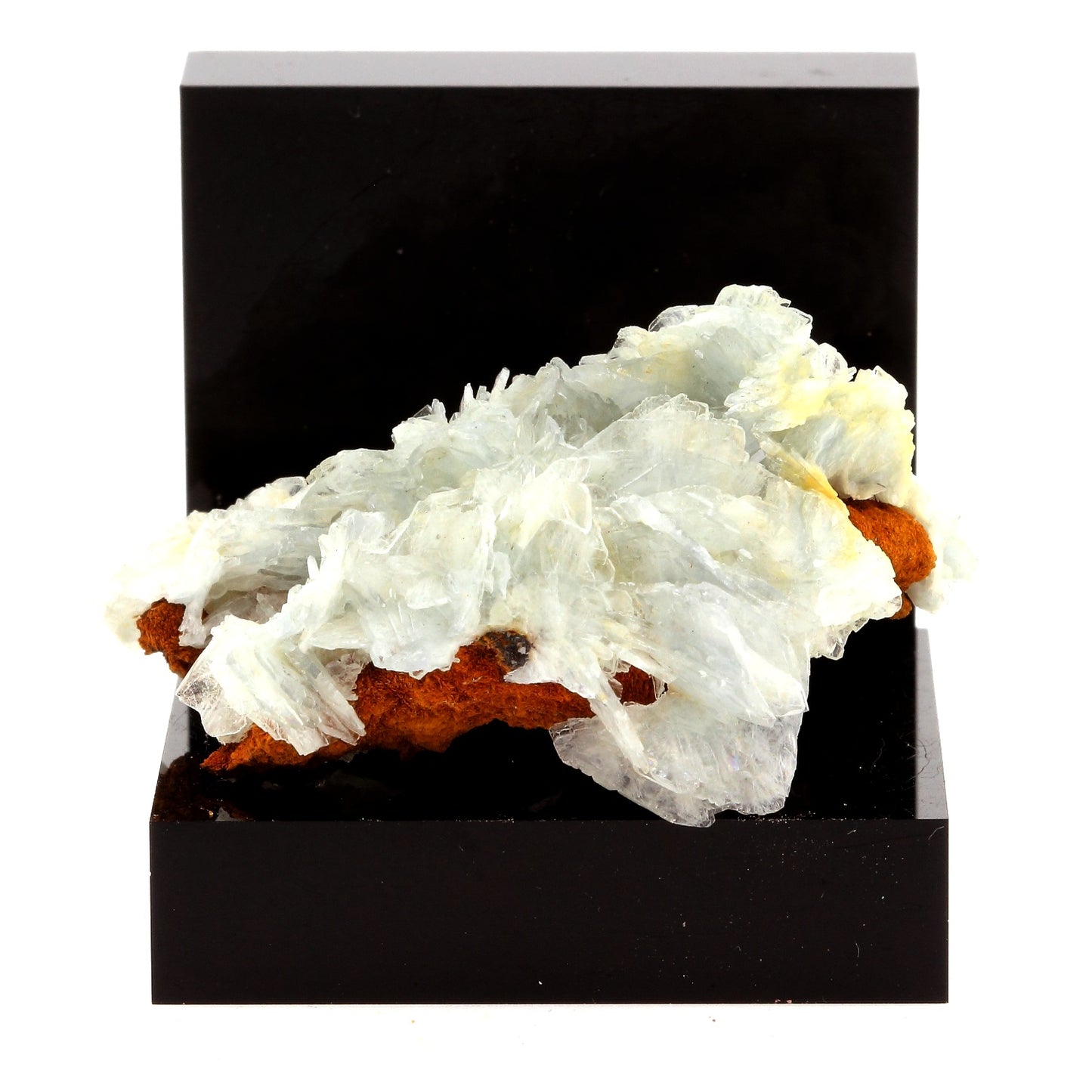 Baryte. 151.2 carats. Cerro Warihuyn, Miraflores, Pérou