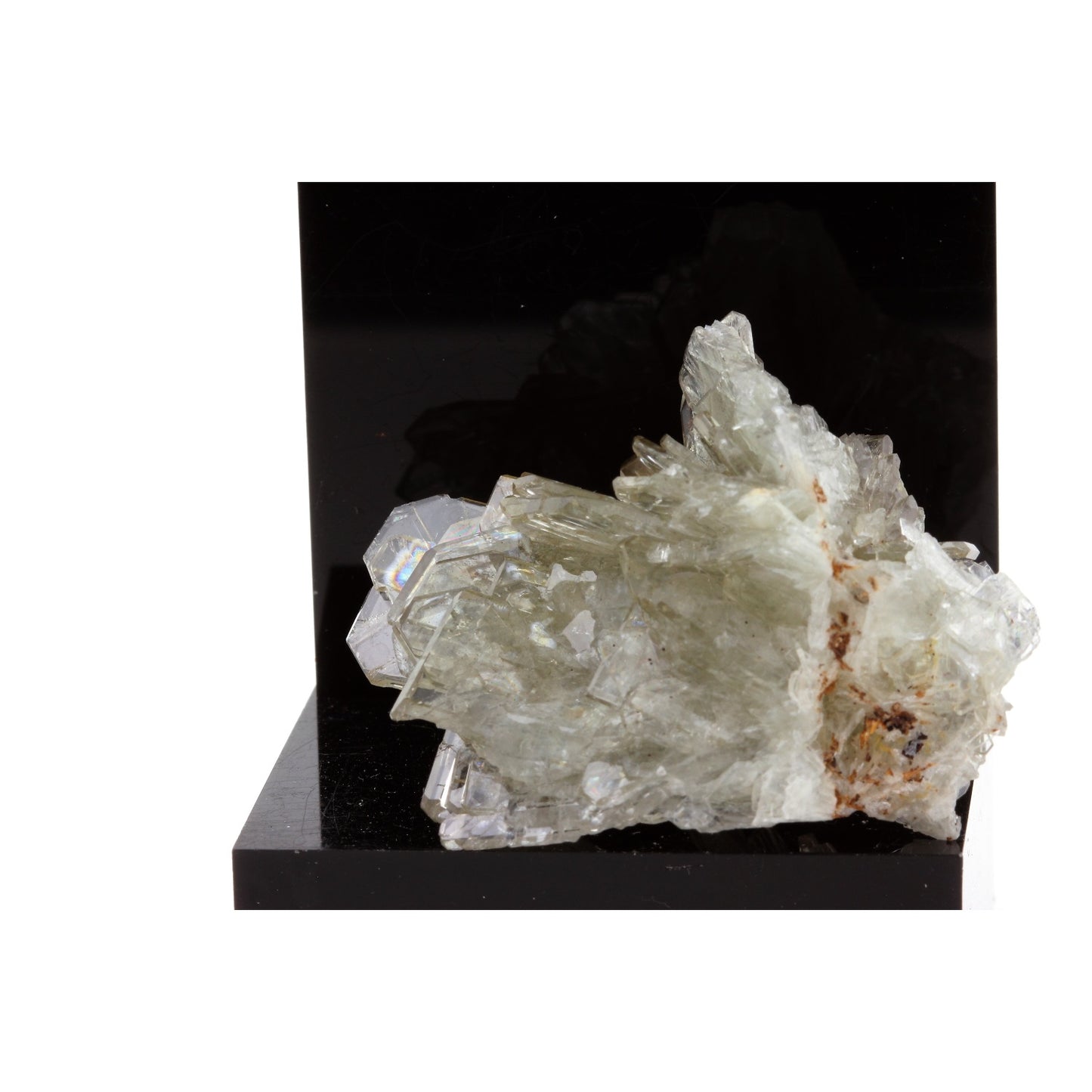 Baryte. 233.4 carats. Cerro Warihuyn, Miraflores, Pérou