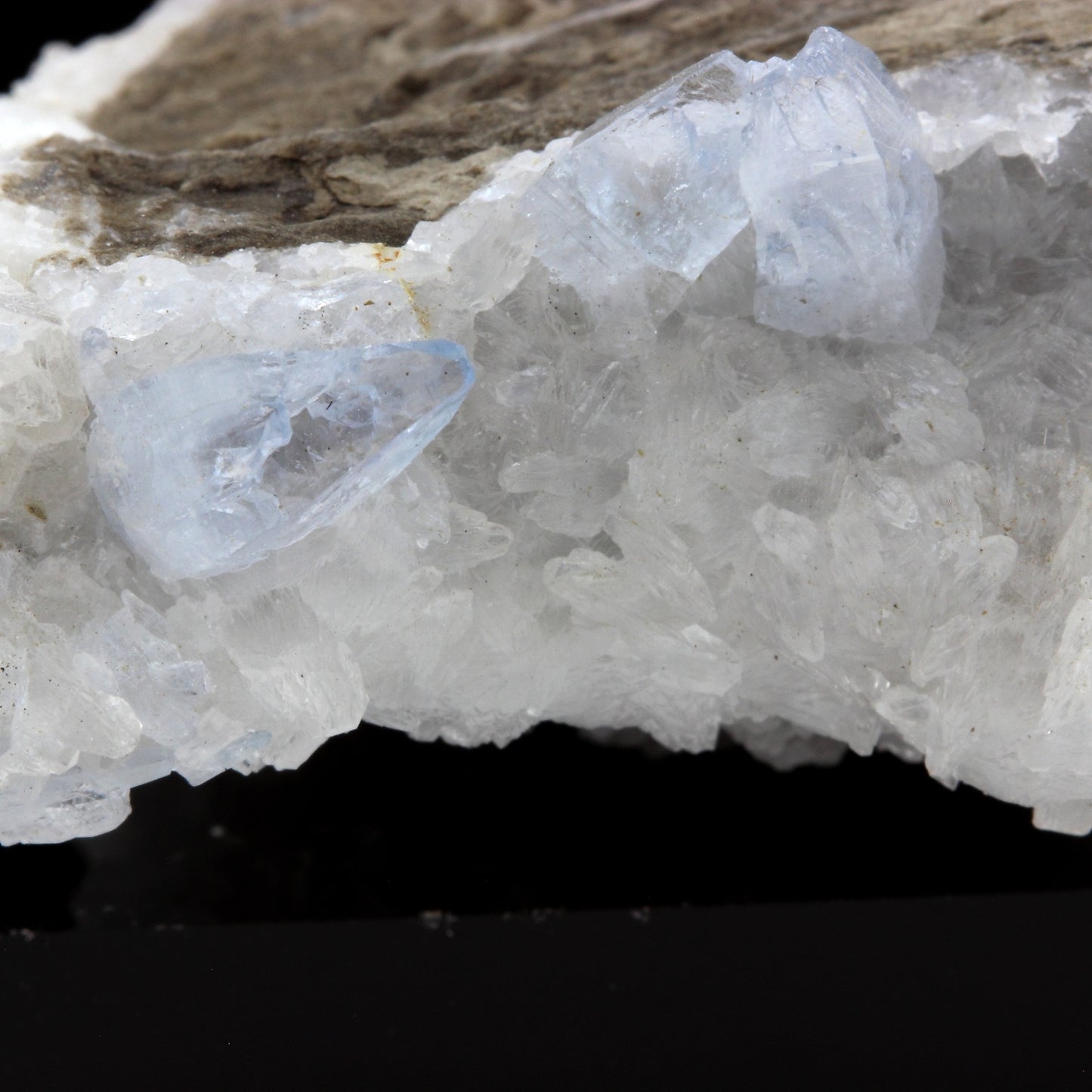 Celestine + Calcite. 468.7 carats. Montalieu-Vercieu, Isère, France