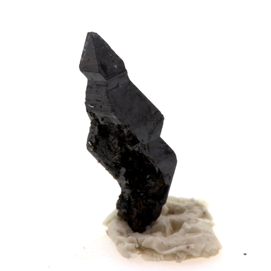 Anatase. 0.89 carats. Saint-Pierre-de-Broughton, Québec, Canada