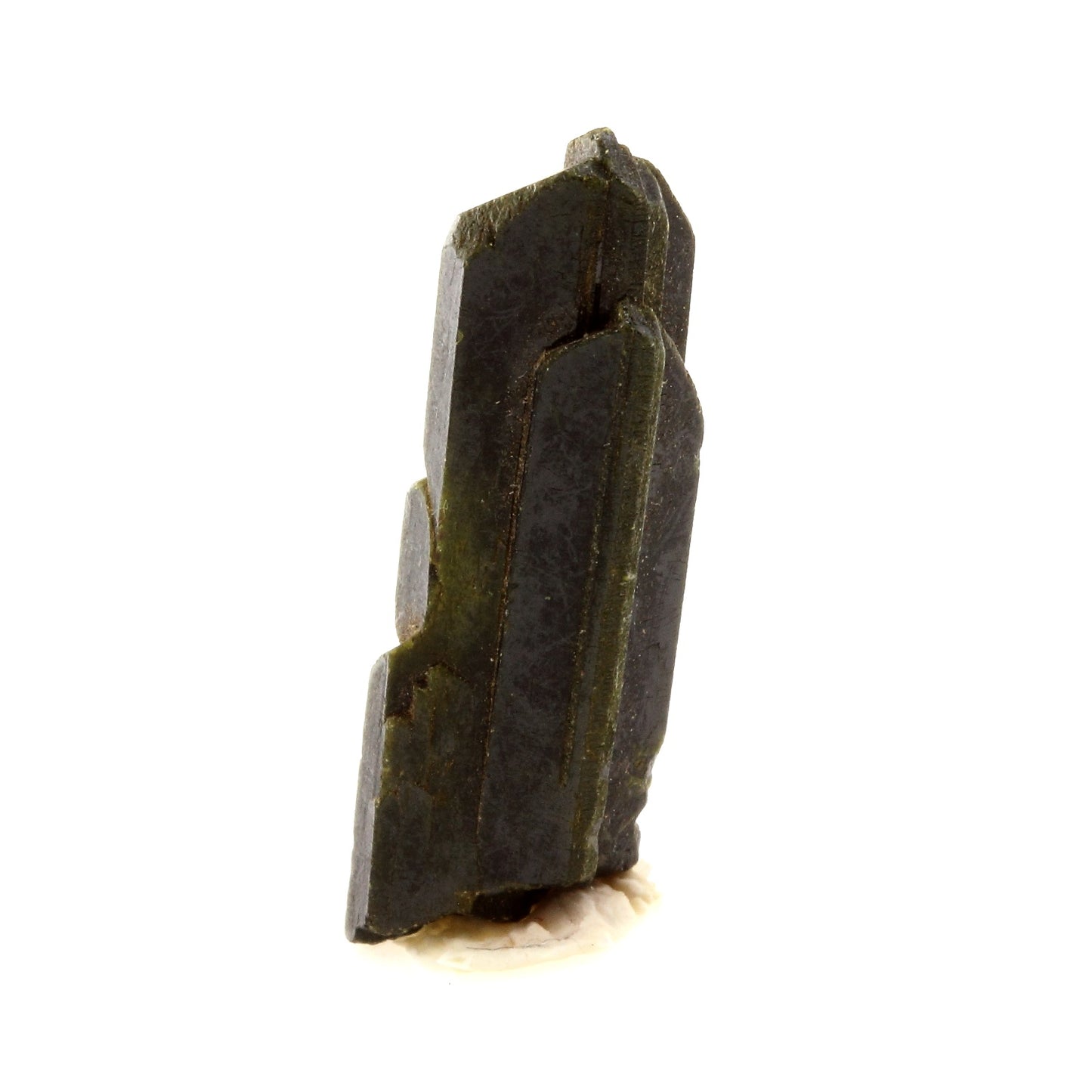 Epidote. 15.36 carats. Miarirano, Vakinankaratra Region, Madagascar