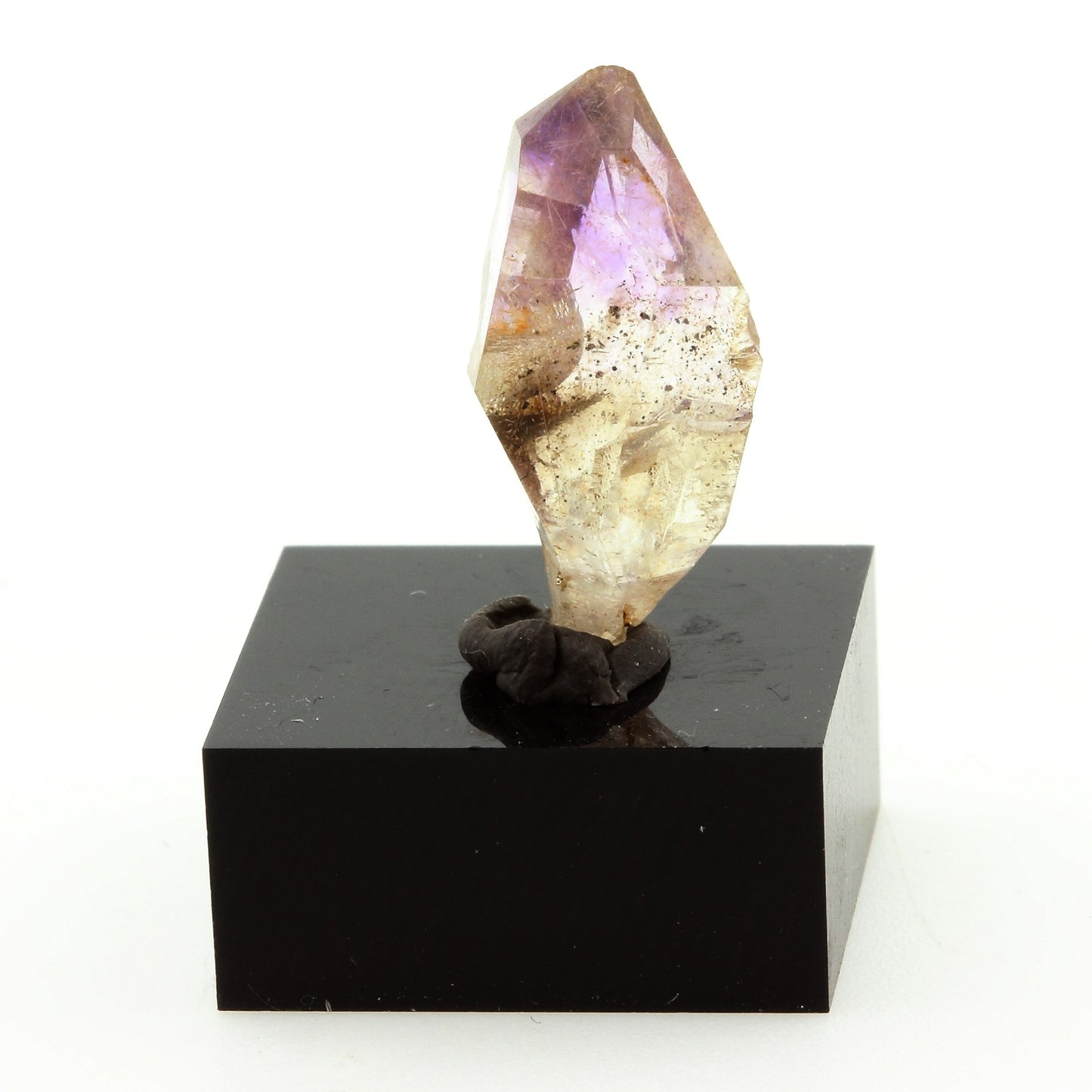 Quartz Améthyste Sceptre, 8.7 carats, Ambohimasina, Betafo District, Madagascar