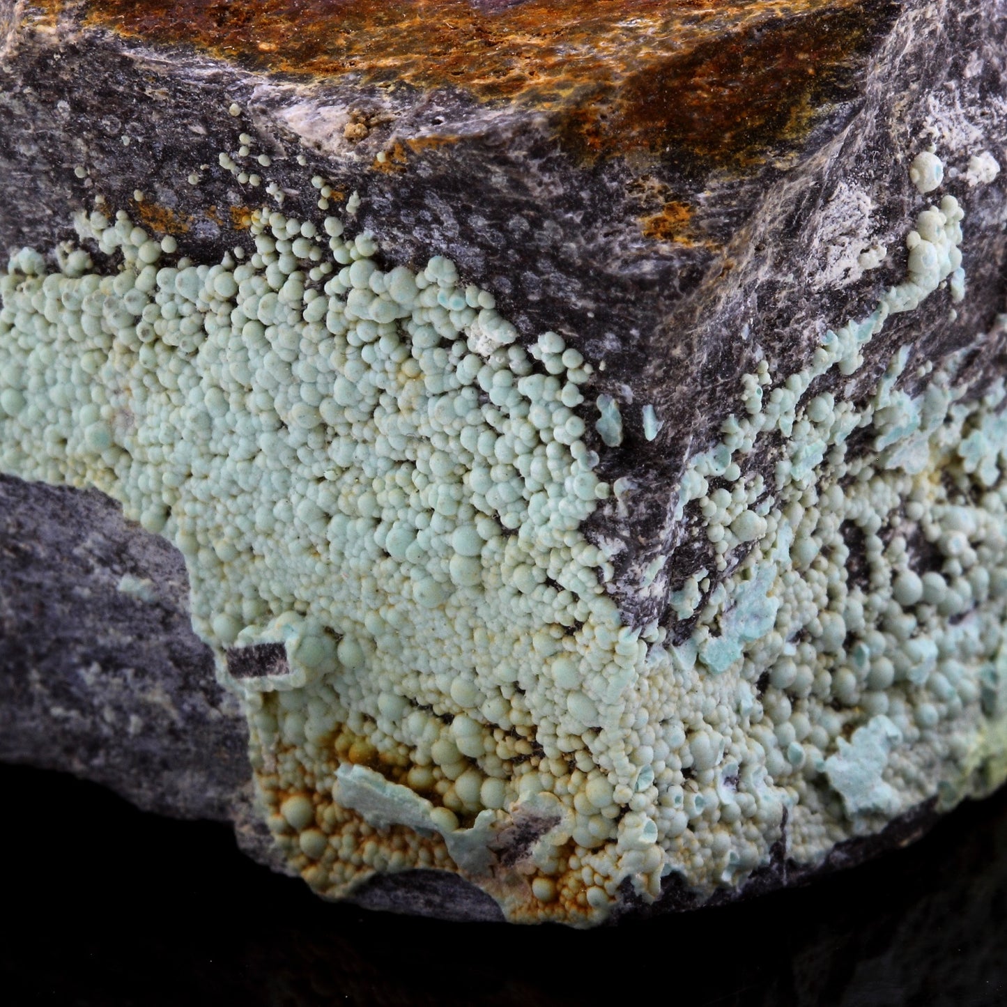 Planerite, 272.9 carats, Mauldin Mt., Montgomery Co., Arkansas, USA
