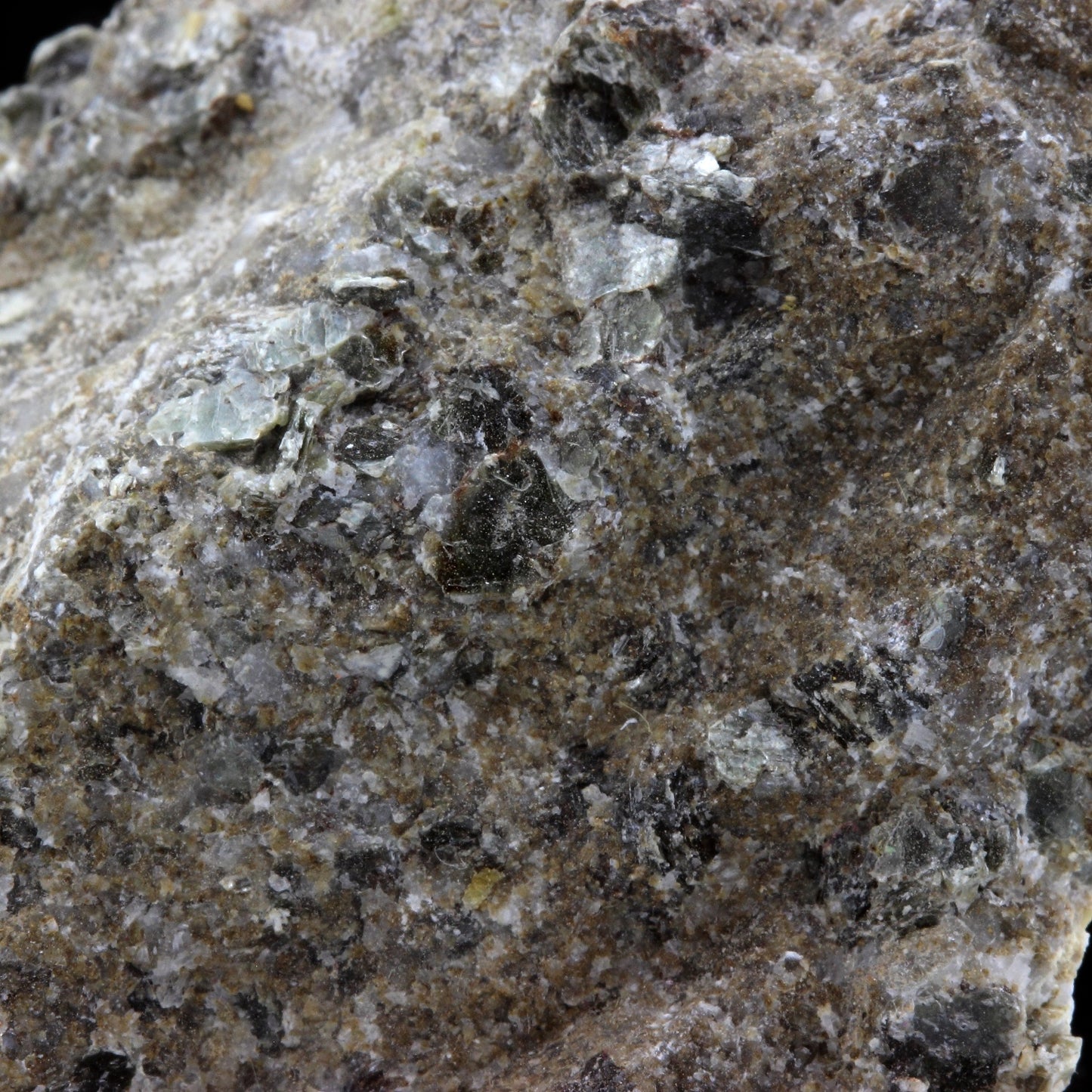 Clintonite. 253.4 carats. Crestmore quarries, Riverside Co., USA