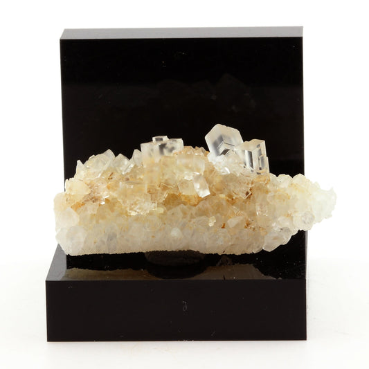 Fluorite + Quartz. 84.1 carats. Pratclaux, Langeac, Haute-Loire, France