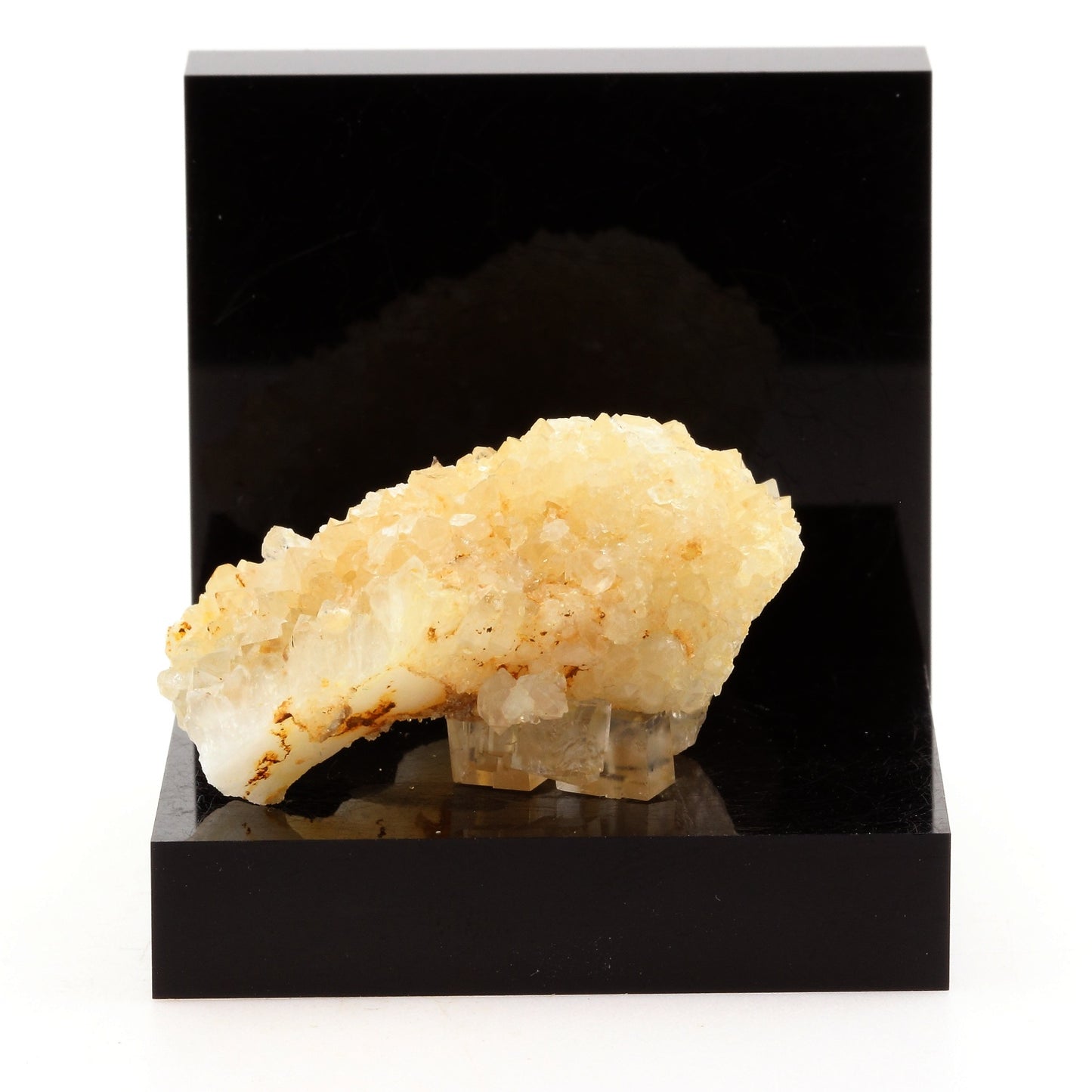 Fluorite + Quartz. 163.5 carats. Pratclaux, Langeac, Haute-Loire, France