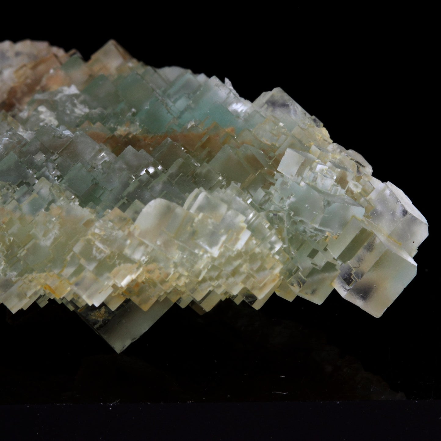 Fluorite + Quartz. 130.1 carats. Pratclaux, Langeac, Haute-Loire, France