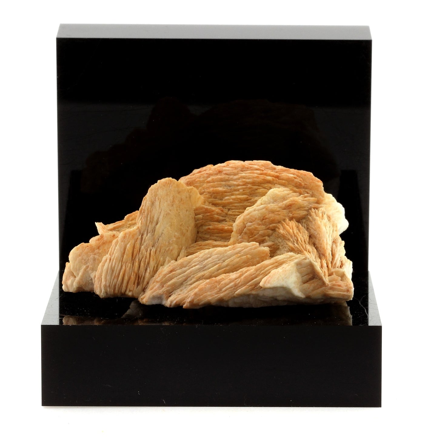 Baryte. 617.3 carats. Massif de l'Arize, Séronais, Ariège, France